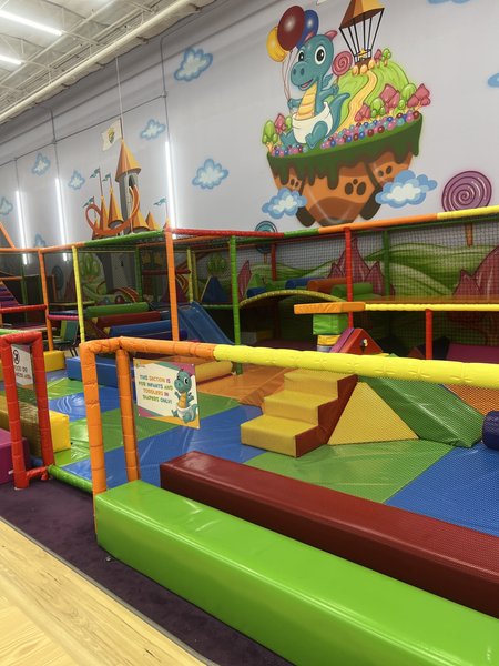Kids Empire Houston Edgebrook photo 5