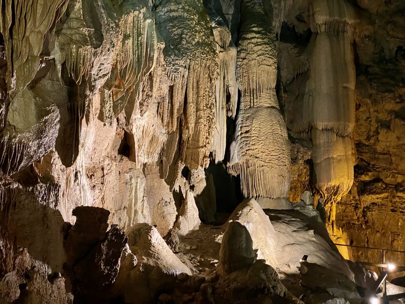 Lost World Caverns photo 3