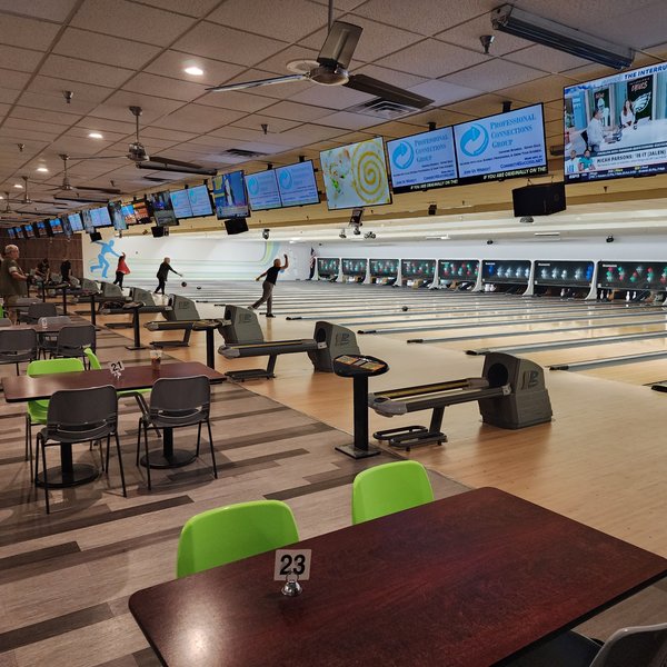 Oviedo Bowling Center photo 4