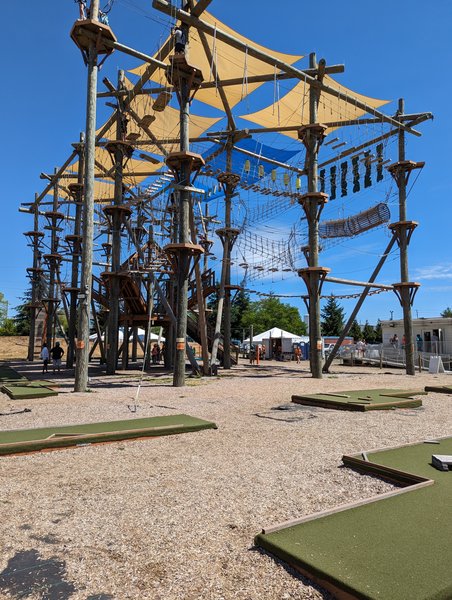 High Trek Outdoor Tactical Laser Tag Center photo 4