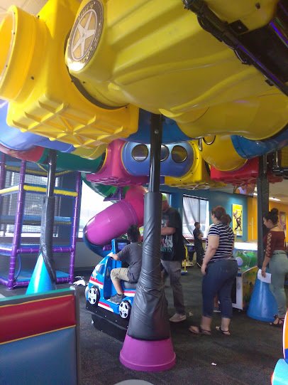 Chuck E. Cheese photo 5