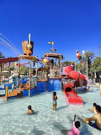 The Cove Waterpark photo 3