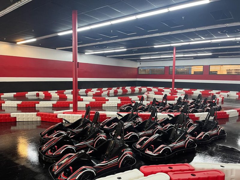 HyperVelocity Race Track photo 3