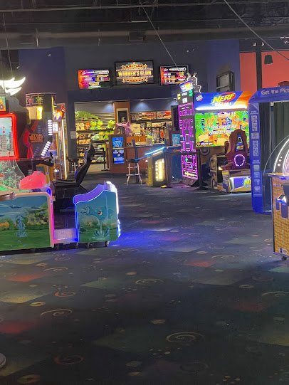 Stars and Strikes photo 4