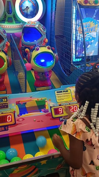 Chuck E. Cheese photo 2