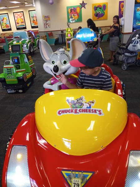 Chuck E. Cheese photo 4