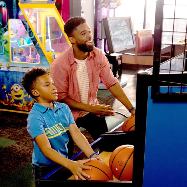 Chuck E. Cheese photo 6