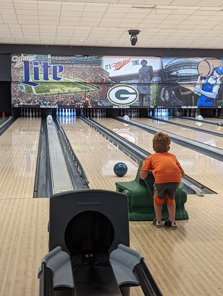 King Pin Bowl & Ale House photo 5