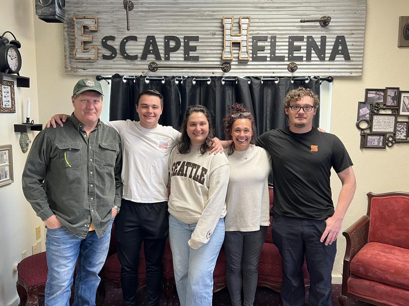 Escape Helena photo 2