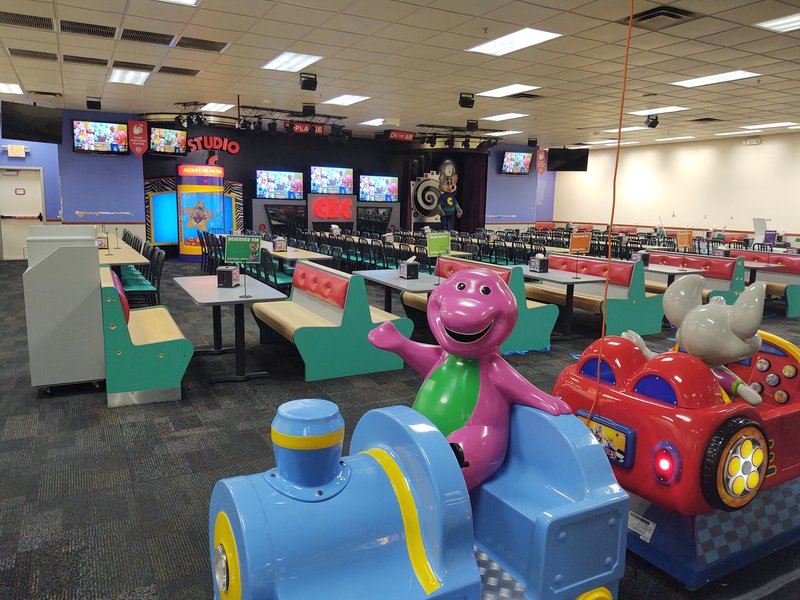 Chuck E. Cheese photo 1