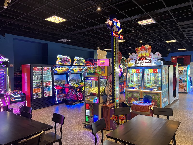 Pinfish Entertainment - Bowling & Arcade photo 3