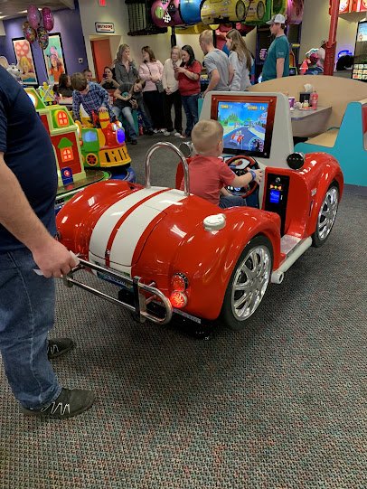 Chuck E. Cheese photo 6