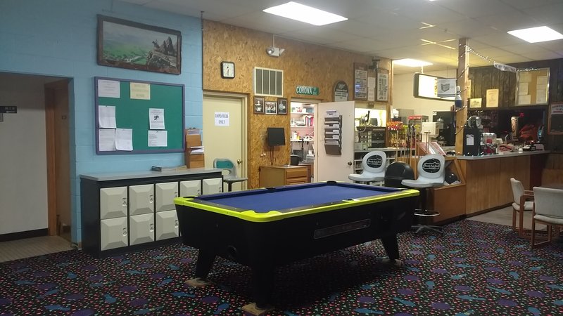 Split Happens Bowling Center photo 4