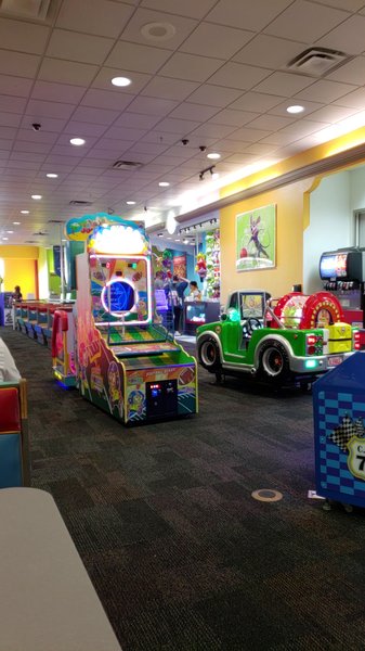 Chuck E. Cheese photo 2