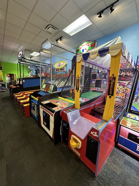 Chuck E. Cheese photo 3