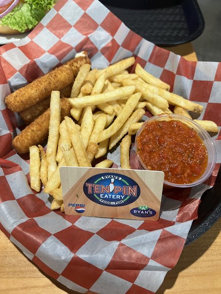 Ryan's Ten Pin Eatery & Arcade photo 2