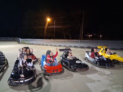 High Rollers Skating photo 4