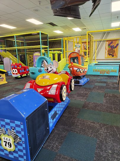 Chuck E. Cheese photo 4