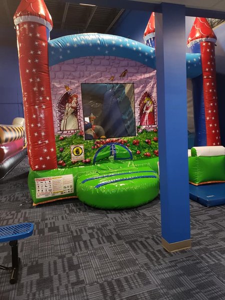 Bouncyland Family Fun Center photo 6
