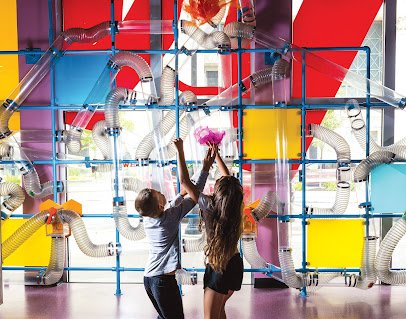OH WOW! The Roger & Gloria Jones Children's Center for Science & Technology