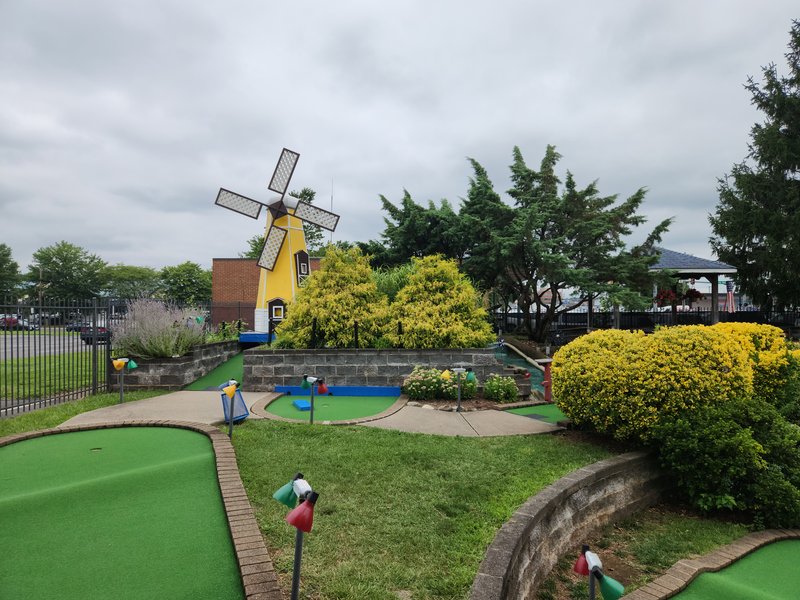 The Magic Putting Place photo 3