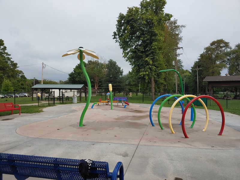 Tiger Falls Splash Pad photo 2