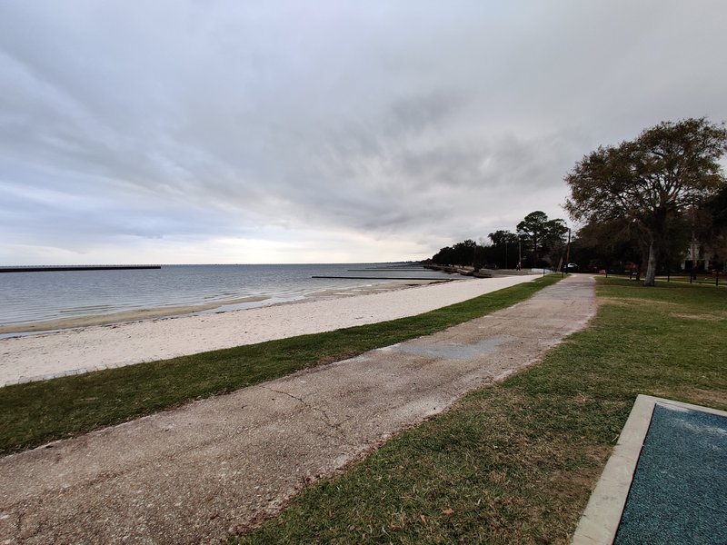 Mandeville Lakefront Splash Park photo 4