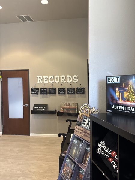 Sherlock's Escape Rooms Fort Worth photo 3