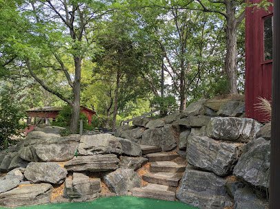 Boulders Miniature Golf