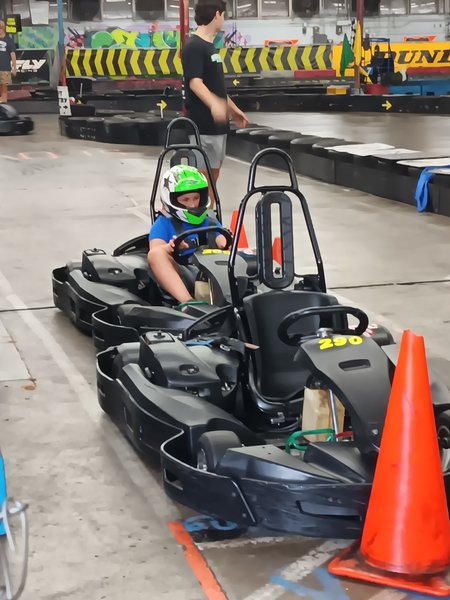 Speed Factory Hi Speed Indoor Karting Spartanburg photo 3