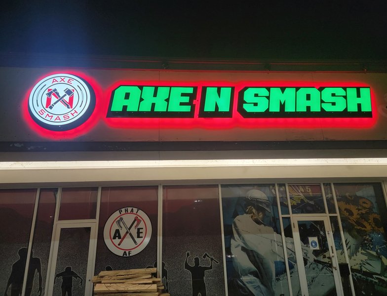 Axe N Smash photo 3