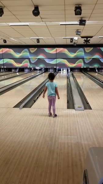 Bowlero Lanes Fun Center/Zap Zone Laser Tag - Battle Creek photo 2