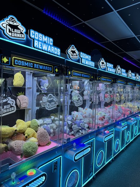 Claw Corner