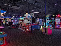 Dave & Buster's Auburn - King photo 6