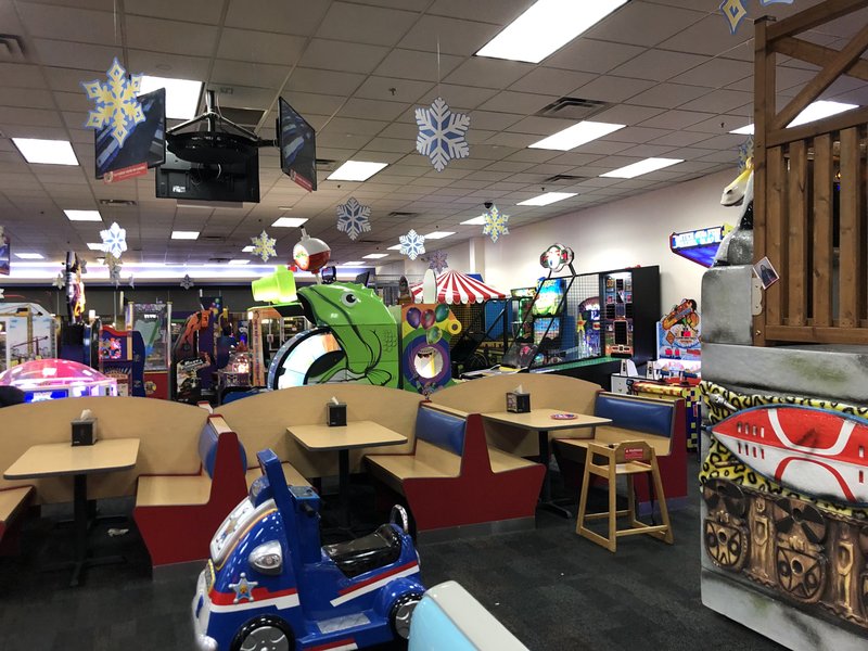 Chuck E. Cheese photo 4