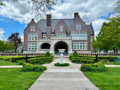 Oshkosh Public Museum photo 4