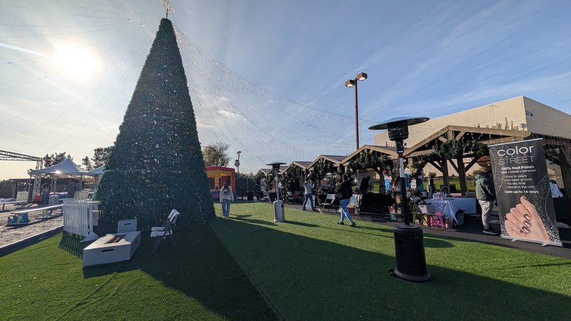 3Crosses Christmas Village photo 5