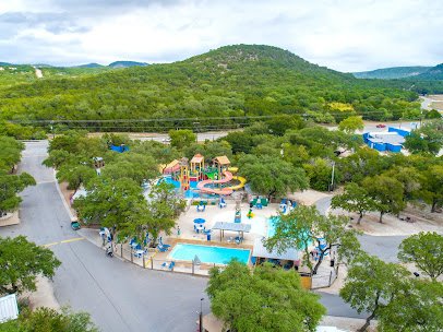 Jellystone Park™ Canyon Lake