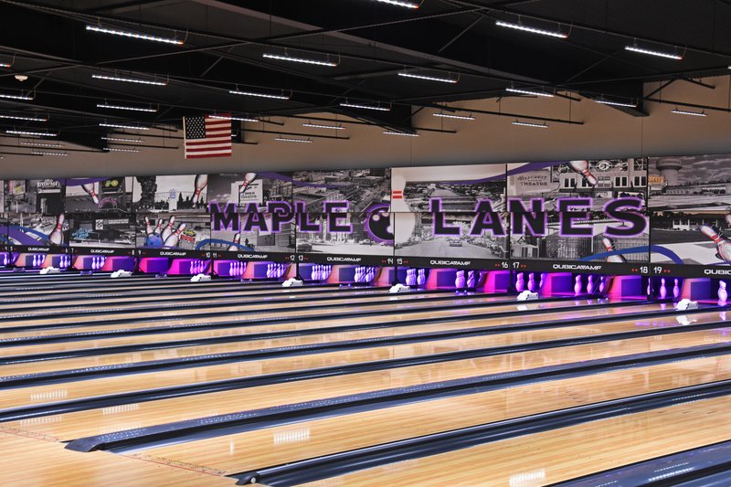 Maple Lanes Bowling Center photo 3