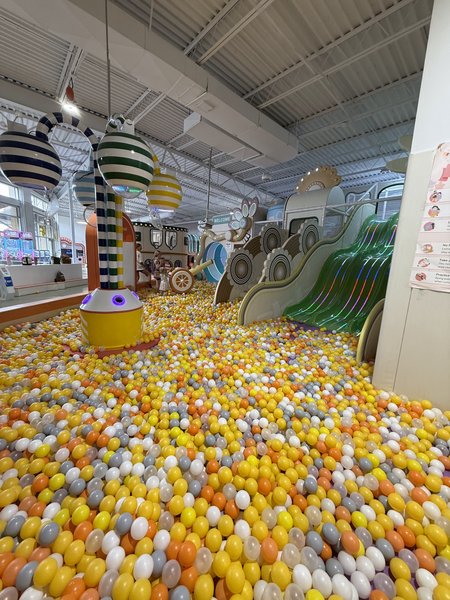 HappyKids Indoor Playground