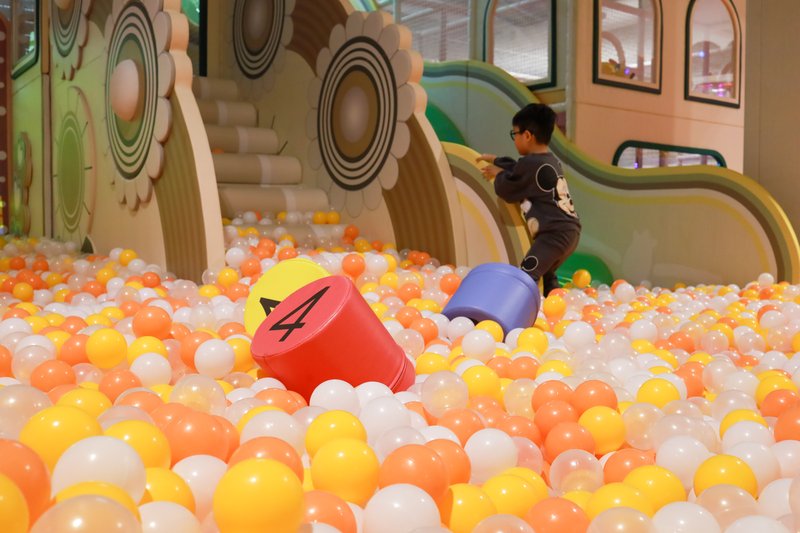 HappyKids Indoor Playground photo 3