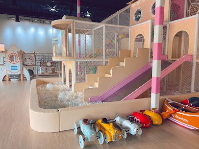 Mom Amore Kids Club Oceanside photo 3