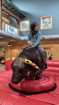 Gold Rush Indoor Waterpark photo 3