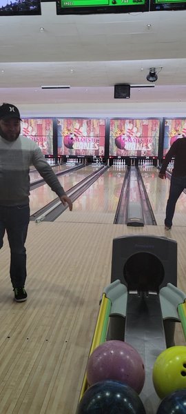 Majestic Lanes Bowling Alley photo 2