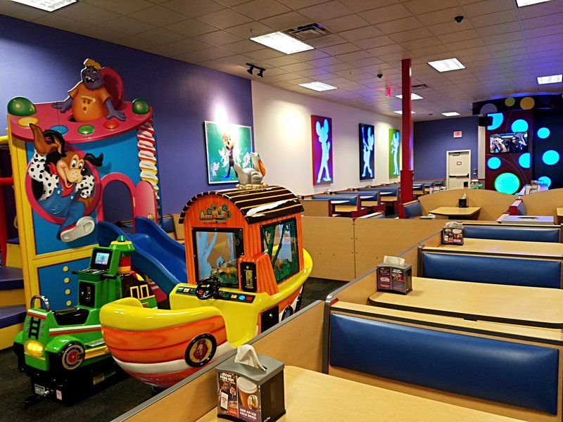 Chuck E. Cheese photo 3