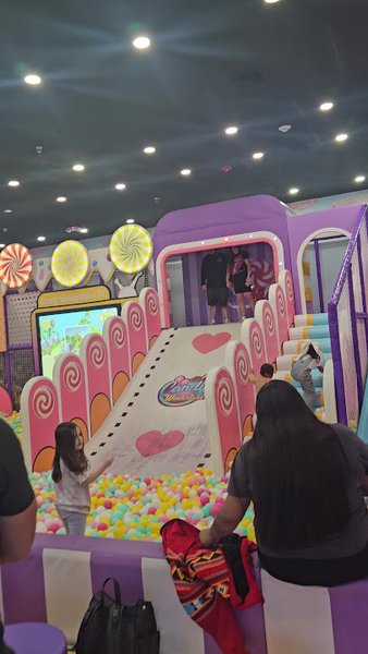 Candy Wonderland - Port St. Lucie photo 2
