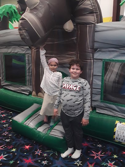 Indoor Jumpy Place Parties & More photo 6