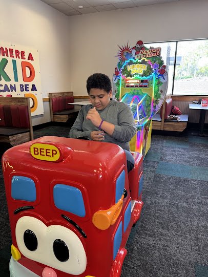 Chuck E. Cheese photo 3