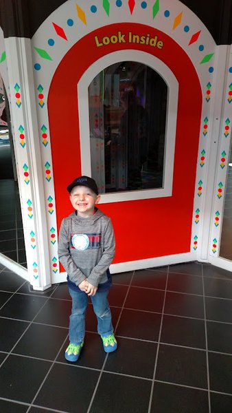 Amazing Mirror Maze photo 3