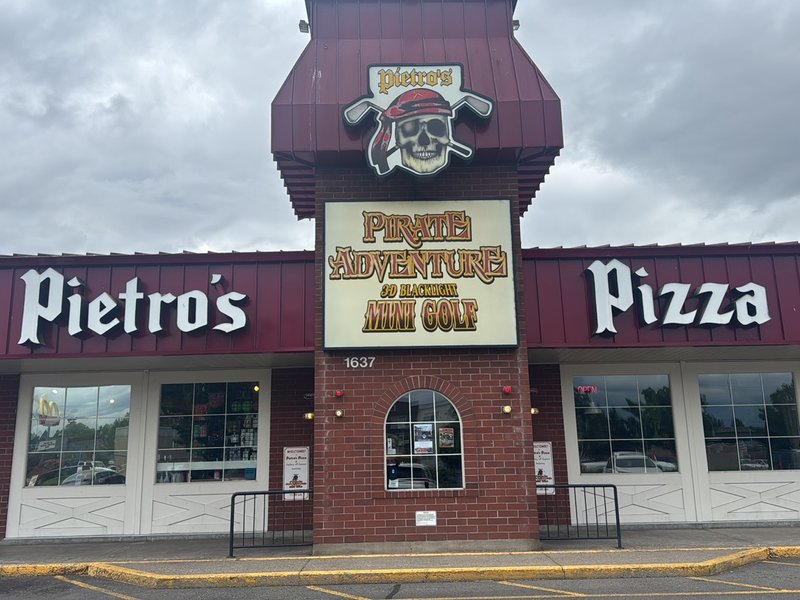 Pietro's Pizza Salem photo 4